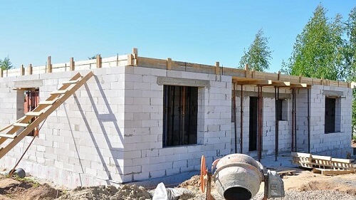 Кладка стен из газосиликатных блоков в Ивенце