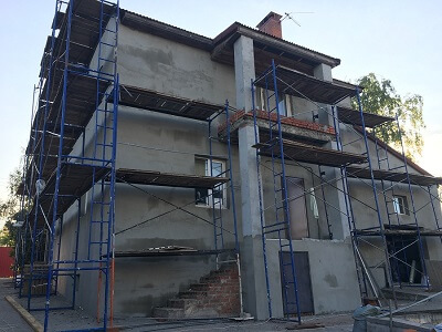 Отделка фасада частного дома в Ивенце